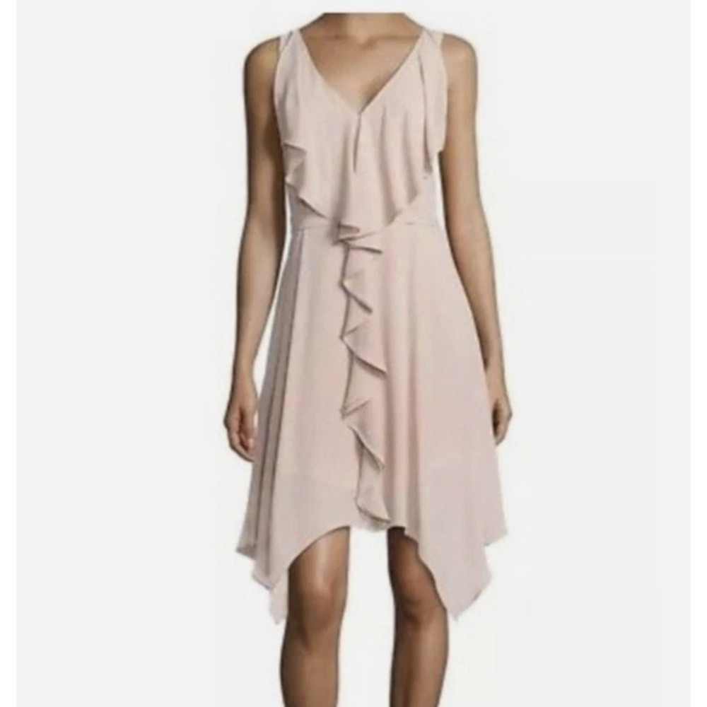 BCBG MaxAzria Sleeveless Feminine Ruffle Handkerchief Hem Blush Pink Dress Sz 4